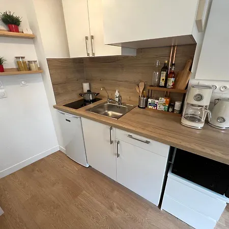 Duplex Cosy / Terrasse / Cour Interieure Apartment *
